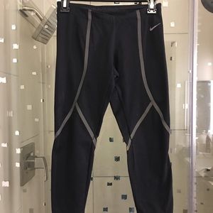 Women’s Nike Capri leggings
